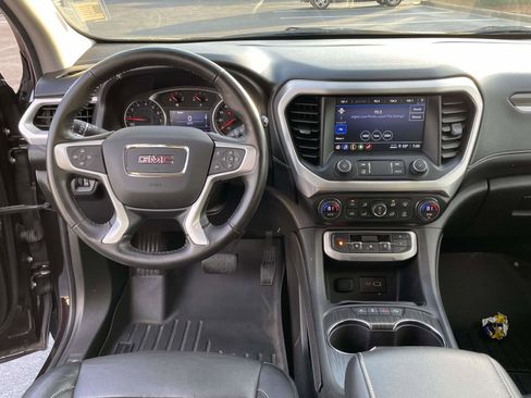 Used 2020 GMC Acadia SLT AWD/4WD image 13