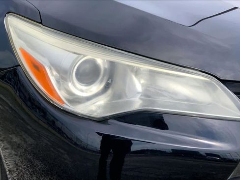 Used 2015 Toyota Camry LE FWD image 27