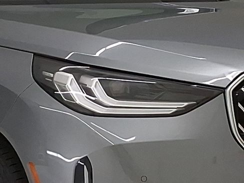 New 2026 BMW X3 xDrive30 w/ Premium Package image 9