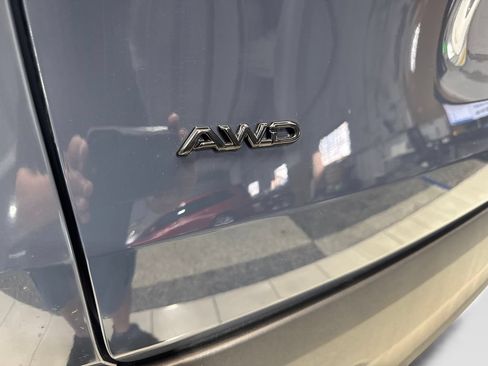 Used 2024 Toyota Grand Highlander AWD image 25
