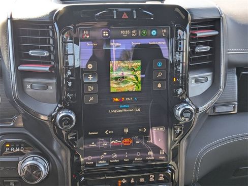 Used 2022 RAM 1500 Limited w/ Body Color Bumper Group image 13