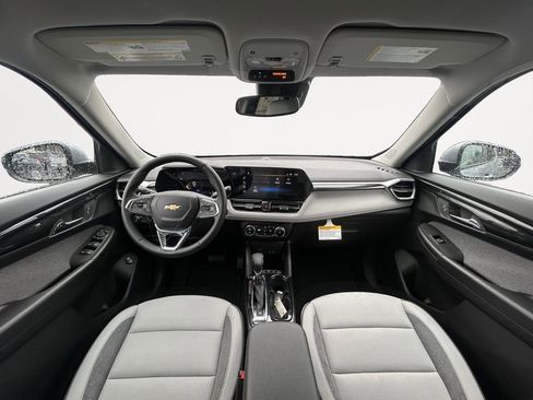 New 2026 Chevrolet TrailBlazer LT w/ Convenience Package AWD/4WD image 13