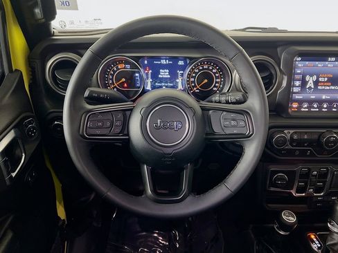 Used 2023 Jeep Wrangler Unlimited Sport AWD/4WD image 11