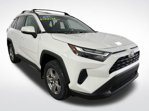 Used 2022 Toyota RAV4 XLE w/ Convenience Package image 8