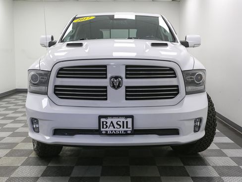 Used 2017 RAM 1500 Sport image 3