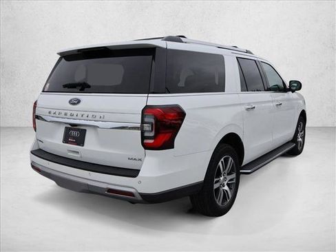 Used 2022 Ford Expedition Max Limited AWD/4WD image 2