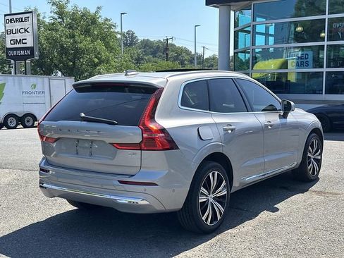 Used 2022 Volvo XC60 B5 Inscription w/ Advanced Package FWD image 2