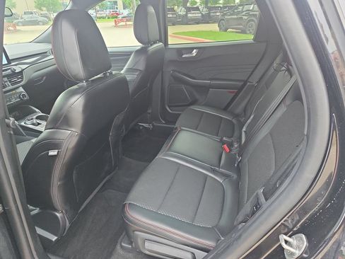 Used 2025 Ford Escape ST-Line AWD/4WD image 13