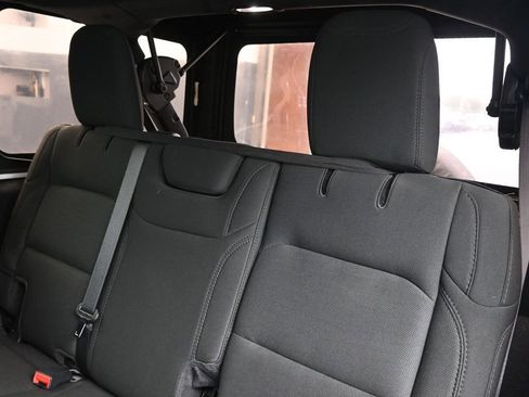 Used 2020 Jeep Wrangler Unlimited Sport S image 18