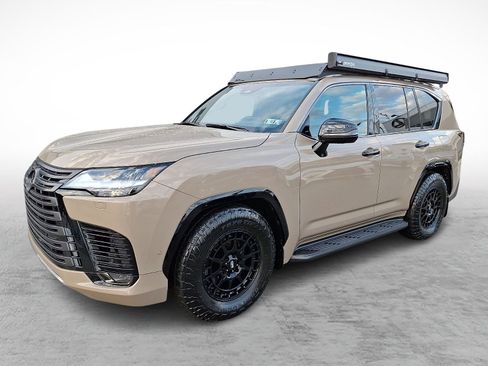 Used 2025 Lexus LX 700h Overtrail image 3