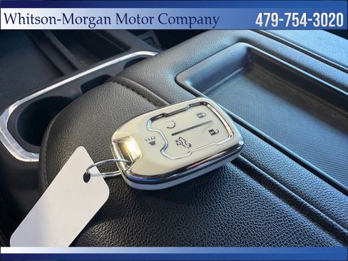 Used 2020 GMC Sierra 1500 SLT image 25