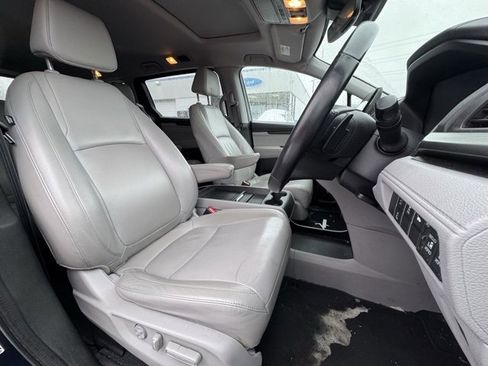 Used 2018 Honda Odyssey EX-L image 10