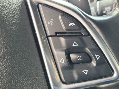 Used 2020 Chevrolet Camaro LT RWD image 23