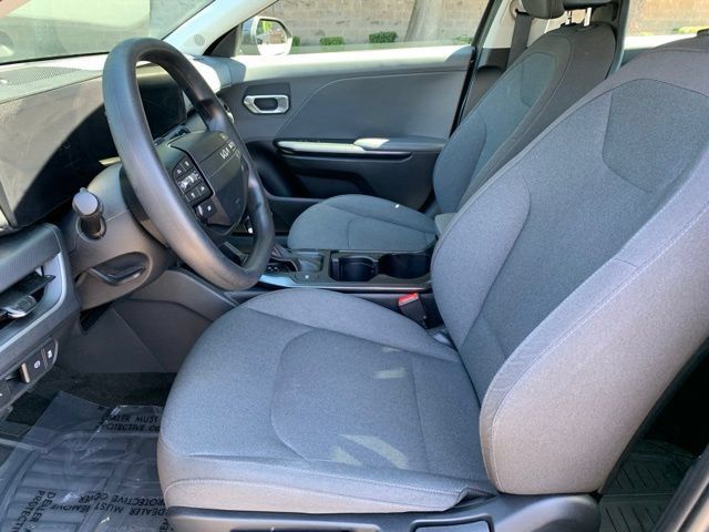 Used 2025 Kia K4 FWD image 10