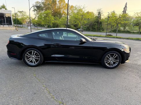 Used 2016 Ford Mustang Premium RWD image 7