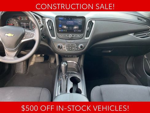 Used 2020 Chevrolet Malibu LT w/ Midnight Edition FWD image 11