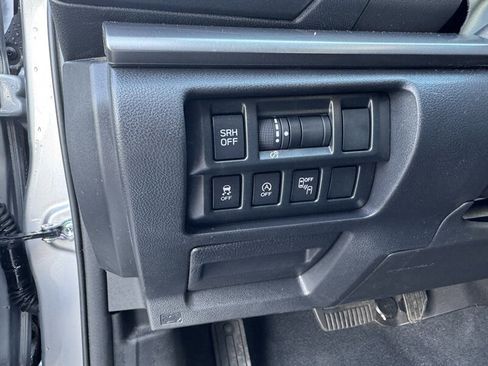 Used 2021 Subaru Crosstrek 2.5i Limited w/ Moonroof Package 2 image 9