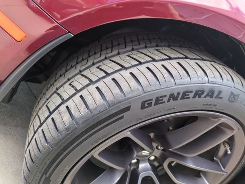 Used 2019 Dodge Challenger R/T Scat Pack RWD image 27