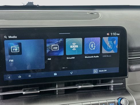 Used 2025 Hyundai Kona SEL FWD image 21
