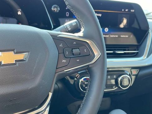 New 2026 Chevrolet Trax LT w/ Driver Confidence Package FWD image 27