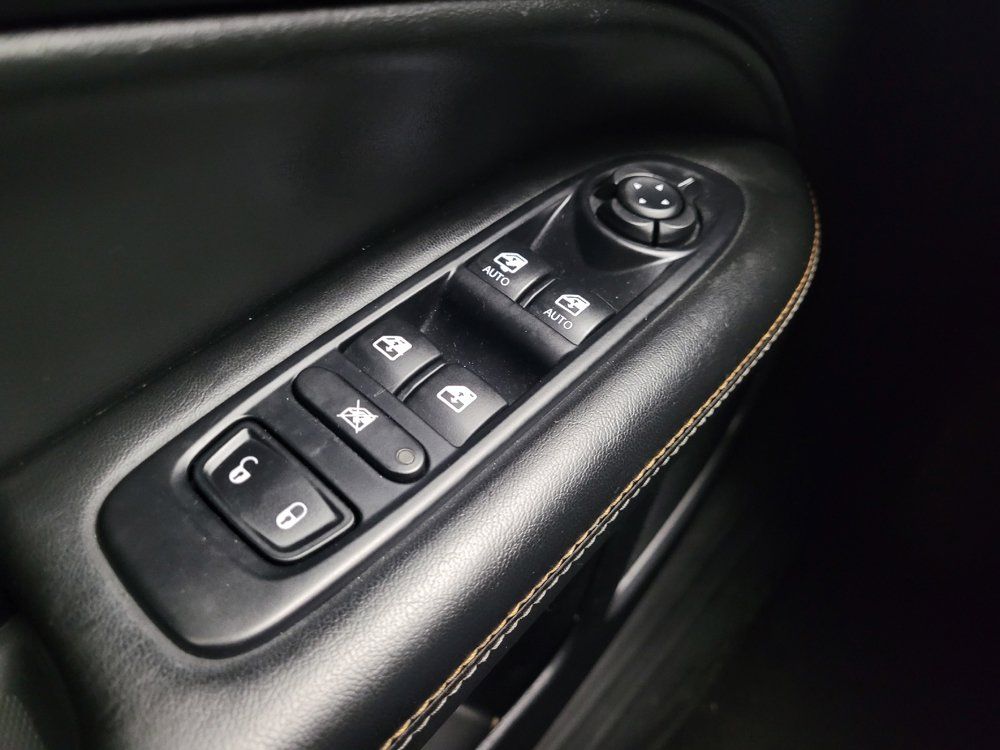 Used 2018 Jeep Compass Latitude AWD/4WD image 27