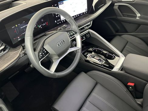 New 2025 Audi Q5 Premium Plus image 9