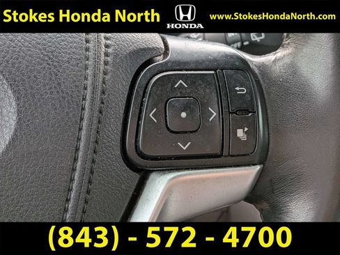 Used 2015 Toyota Highlander XLE FWD image 33