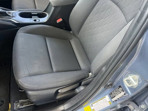 Used 2023 Toyota Corolla LE FWD image 7