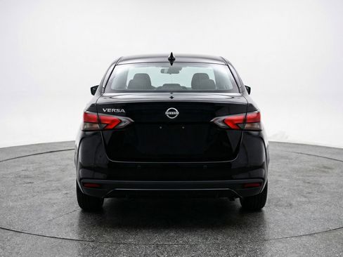 Used 2025 Nissan Versa SV FWD image 7