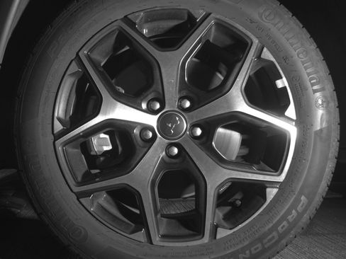 Used 2025 Jeep Compass Limited image 12