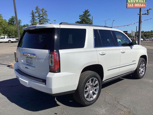 Used 2020 GMC Yukon Denali AWD/4WD image 3