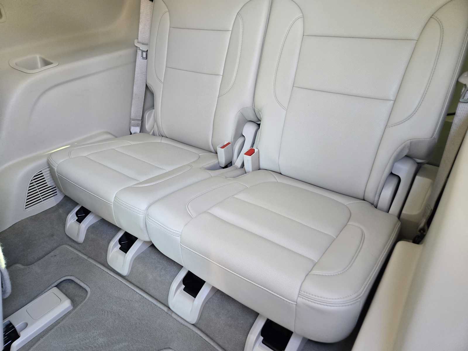 Certified 2023 GMC Acadia Denali w/ Denali Ultimate Package FWD image 30