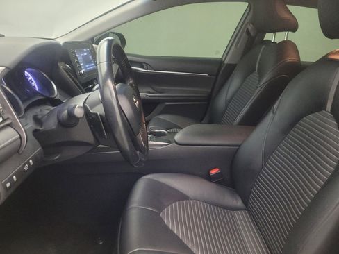 Used 2023 Toyota Camry SE FWD image 17