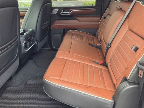 New 2026 GMC Sierra 3500 Denali Ultimate AWD/4WD image 10