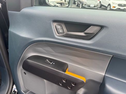 Used 2025 Ford Maverick Tremor image 16