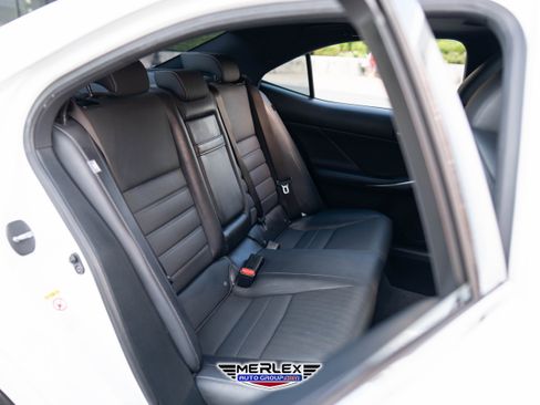 Used 2018 Lexus IS 300 F Sport w/ F Sport Package image 18