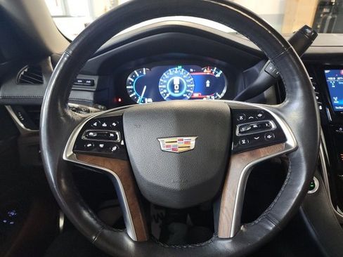 Used 2018 Cadillac Escalade Premium Luxury w/ LPO, Radiant Package image 25