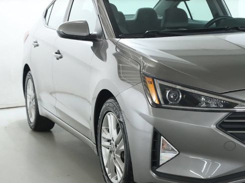 Used 2020 Hyundai Elantra Value Edition w/ Cargo Package (C1) FWD image 9