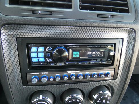 Used 2014 Dodge Challenger R/T image 47