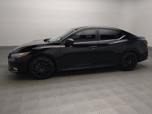 Used 2023 Nissan Sentra SR w/ Midnight Edition Package FWD image 2