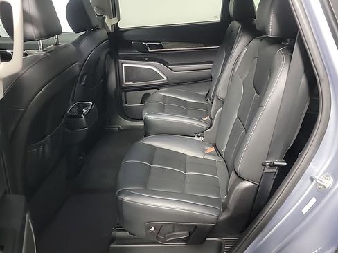 Used 2020 Kia Telluride EX w/ EX Premium Package AWD/4WD image 18