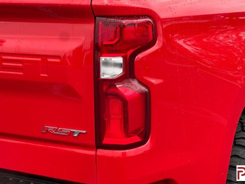 Certified 2022 Chevrolet Silverado 1500 RST AWD/4WD image 32