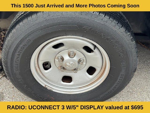 Used 2018 RAM 1500 Express RWD image 3