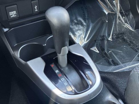 Used 2019 Honda Fit LX image 20