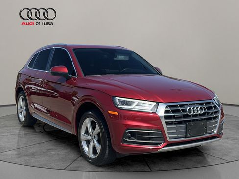 Used 2020 Audi Q5 2.0T Premium Plus w/ Premium Plus Package AWD/4WD image 1