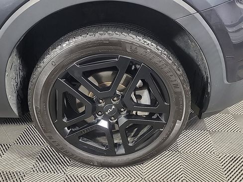 Used 2024 Kia Telluride EX X-Line image 3