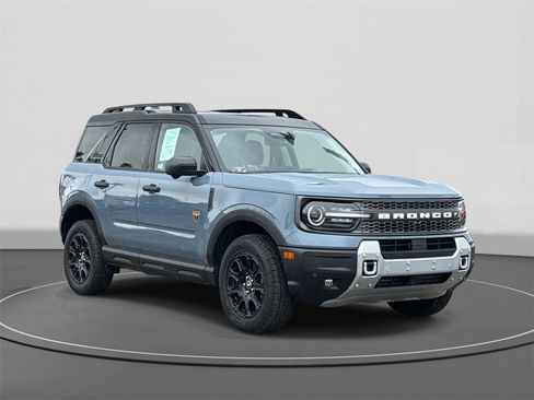 Used 2025 Ford Bronco Sport Badlands w/ Badlands Tech Package image 3