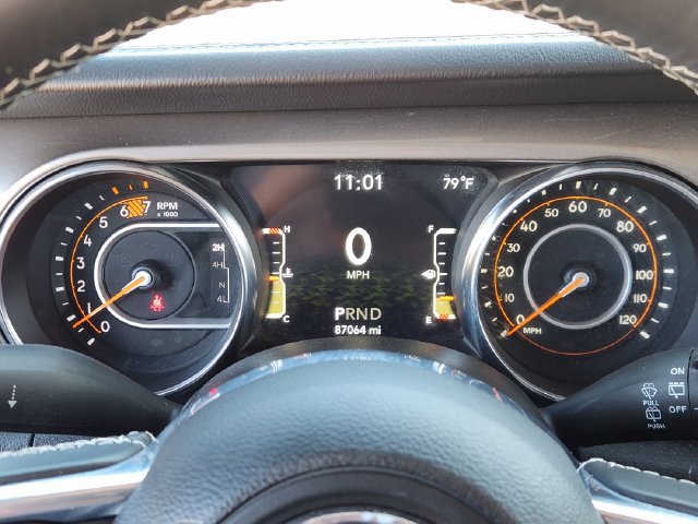 Used 2021 Jeep Wrangler Unlimited Sahara AWD/4WD image 14