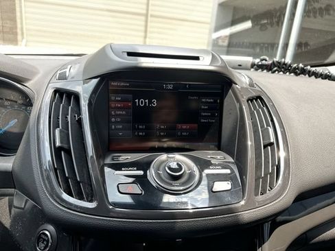 Used 2014 Ford Escape Titanium FWD image 17