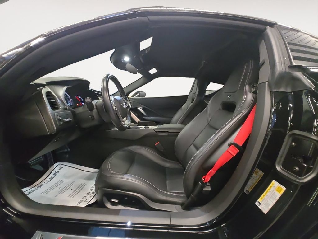 Used 2017 Chevrolet Corvette Grand Sport RWD image 16